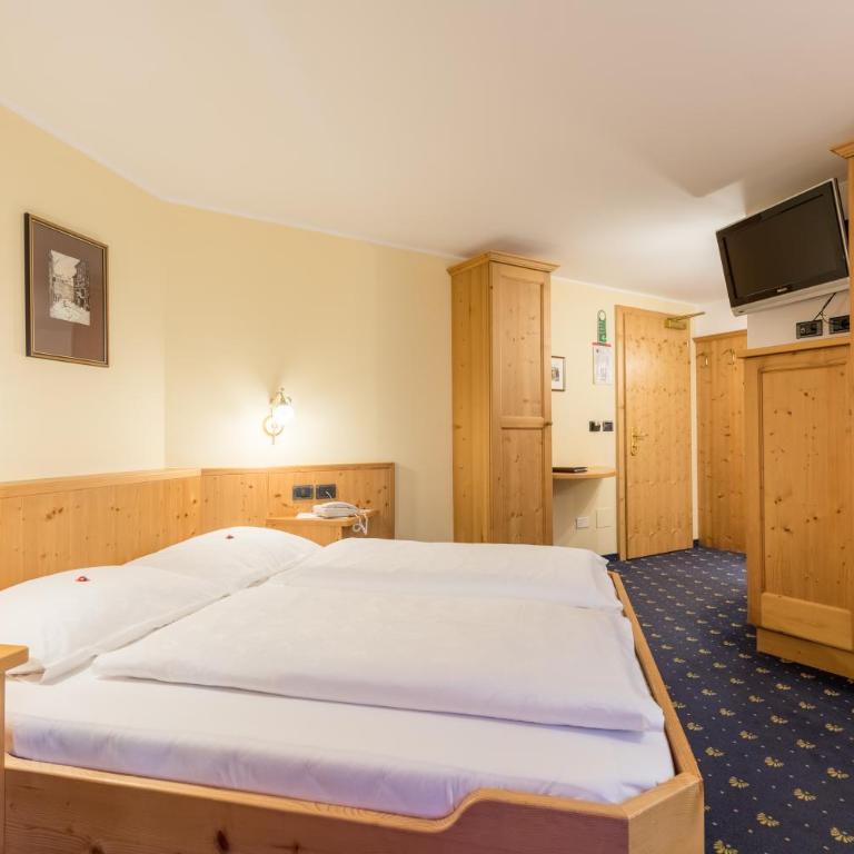 Gasthof Gasserhof - Doppelzimmer mit Balkon - 2