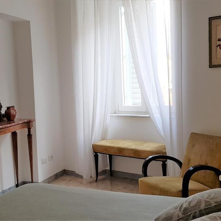 EnzHouse - Appartamento con 3 Camere da Letto - 2