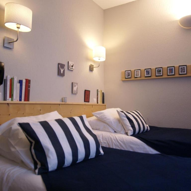 Hotel de la Placette Barcelonnette - Camera Doppia con Letti Singoli - 5