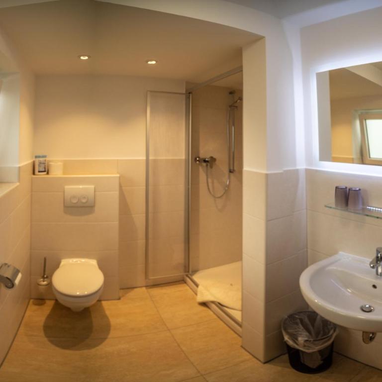Gästehaus Bergwald - Standard Doppelzimmer - 4