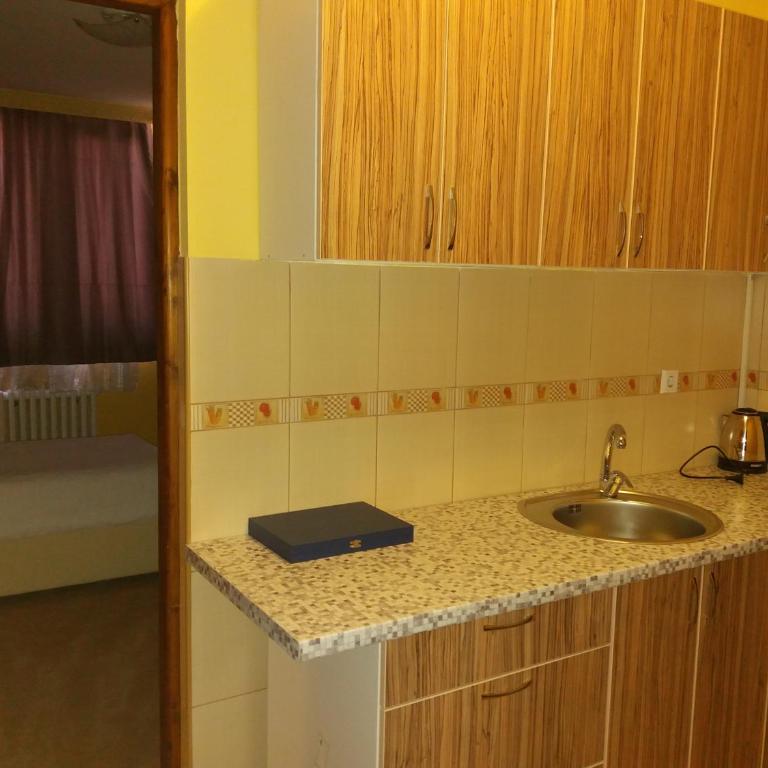 Hotel & Restaurant Great Wall - Airport - Apartman - 3