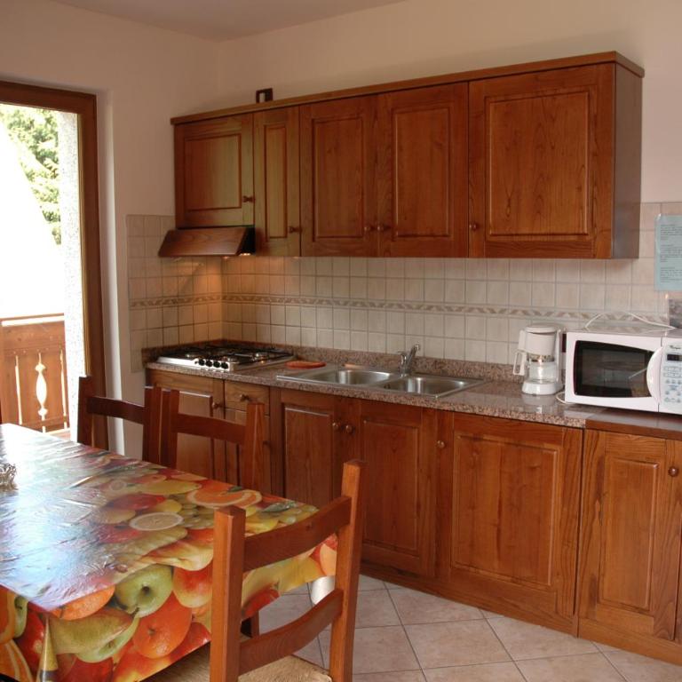 Villa Etti - Apartment mit Seeblick - 8