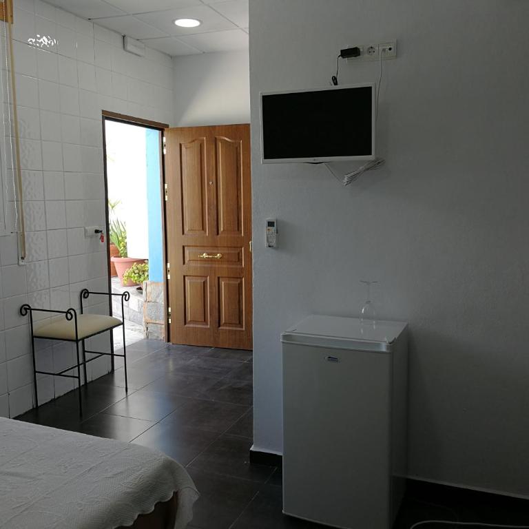 Alojamiento Jose Carlos - Habitación Doble adaptada para personas con discapacidad - 2 camas - 3