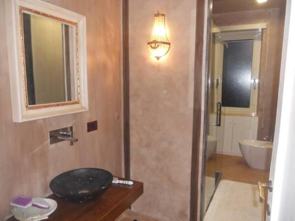 Da Serena - Double Room with Private External Bathroom - 6