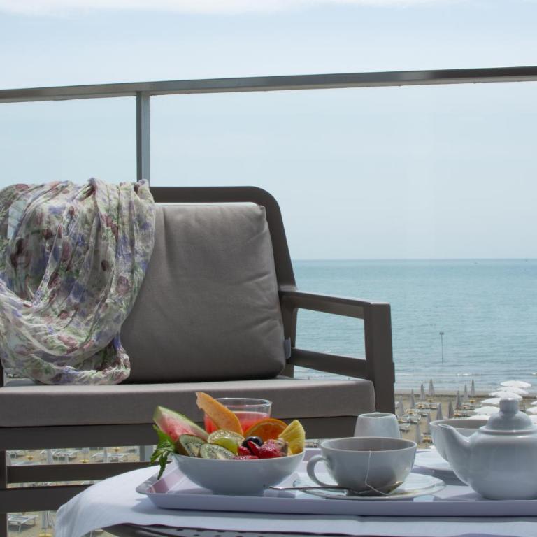 Hotel Elite - Camera Deluxe Matrimoniale/Doppia con Letti Singoli con Vista Mare - 4