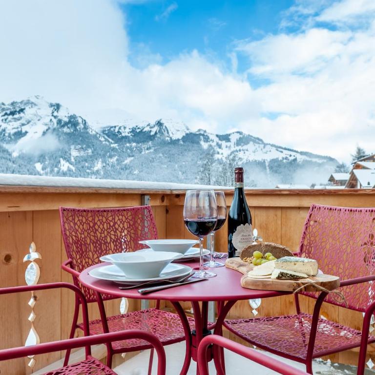 Holiday flat #1, Chalet Aberot, Wengen, Switzerland - Apartment - 11