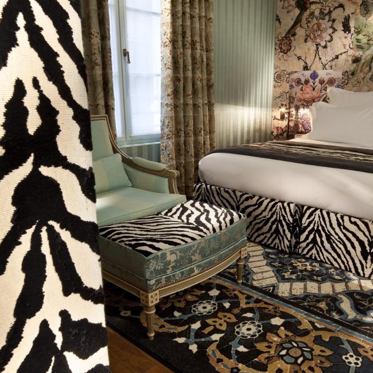 Hôtel du Petit Moulin, Haute Couture hotel by Lacroix - Chambre Double Deluxe - 12
