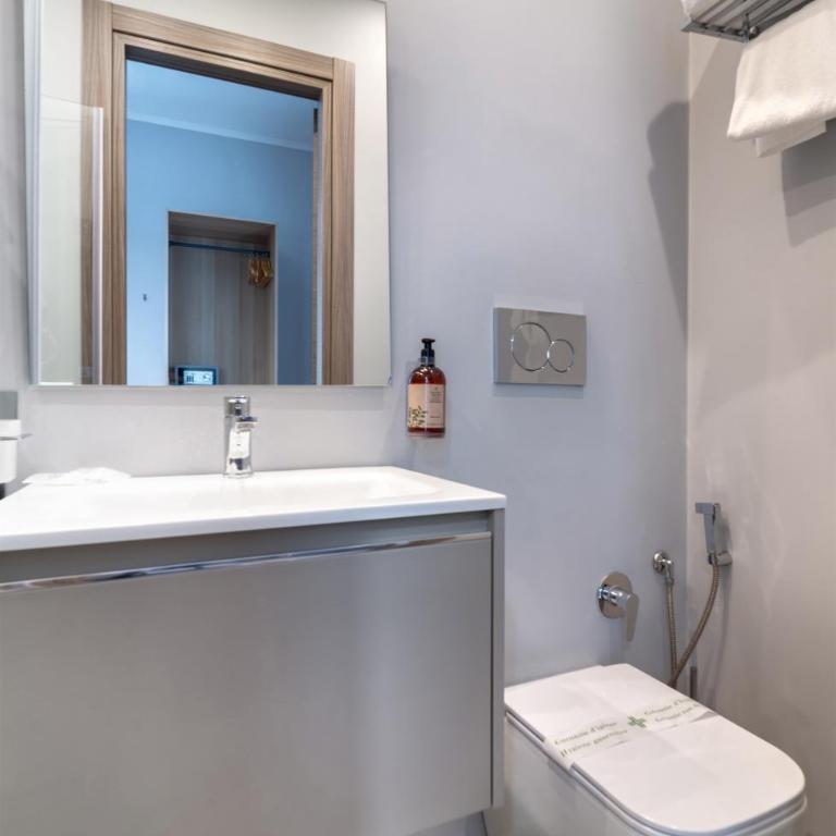 Clementi 18 Suites Rome - Camera Matrimoniale - 11