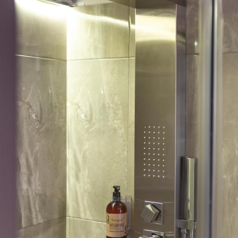 Clementi 18 Suites Rome - Camera Matrimoniale - 14