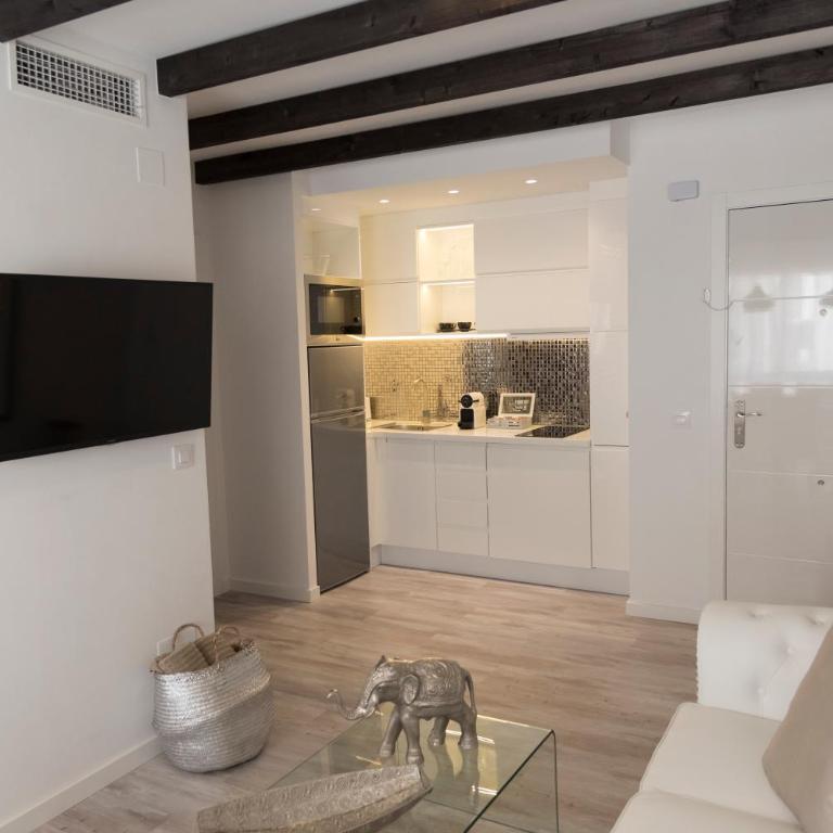 Cosy Flat - City Center - Parking free - Apartamento de 2 dormitorios - 3