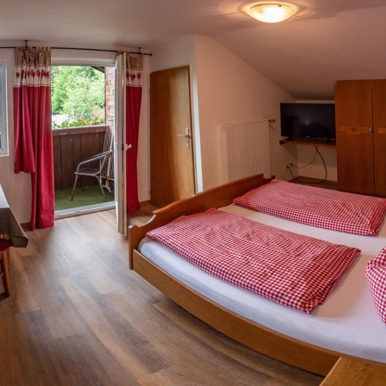 Gästehaus Bergwald - Standard Doppelzimmer - 2