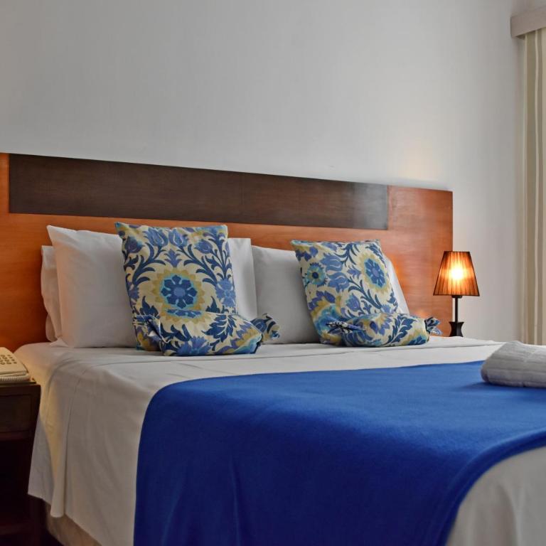 Giuseppe Suites Hotel - Habitación Doble con baño privado - 4