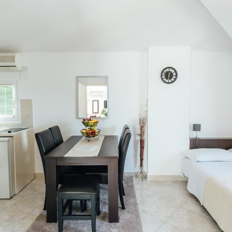 Galija - Apartment with Sea View - 5