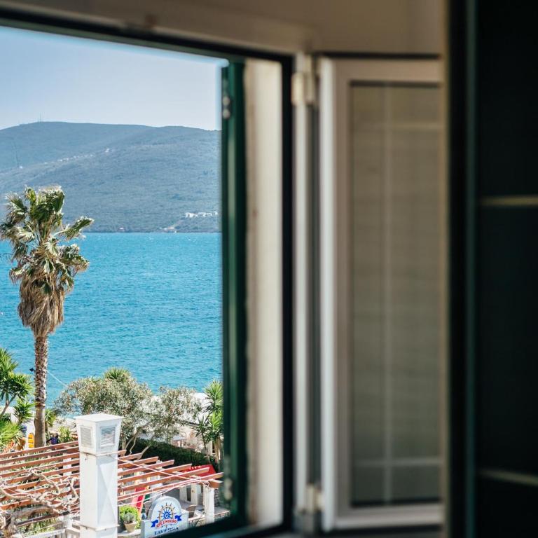 Galija - Apartment with Sea View - 4
