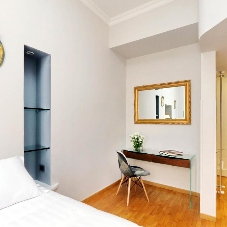 Bellezza Al Colosseo - B&B & Apts - Appartamento (6 Adulti) - Via Celimontana 38 - 14