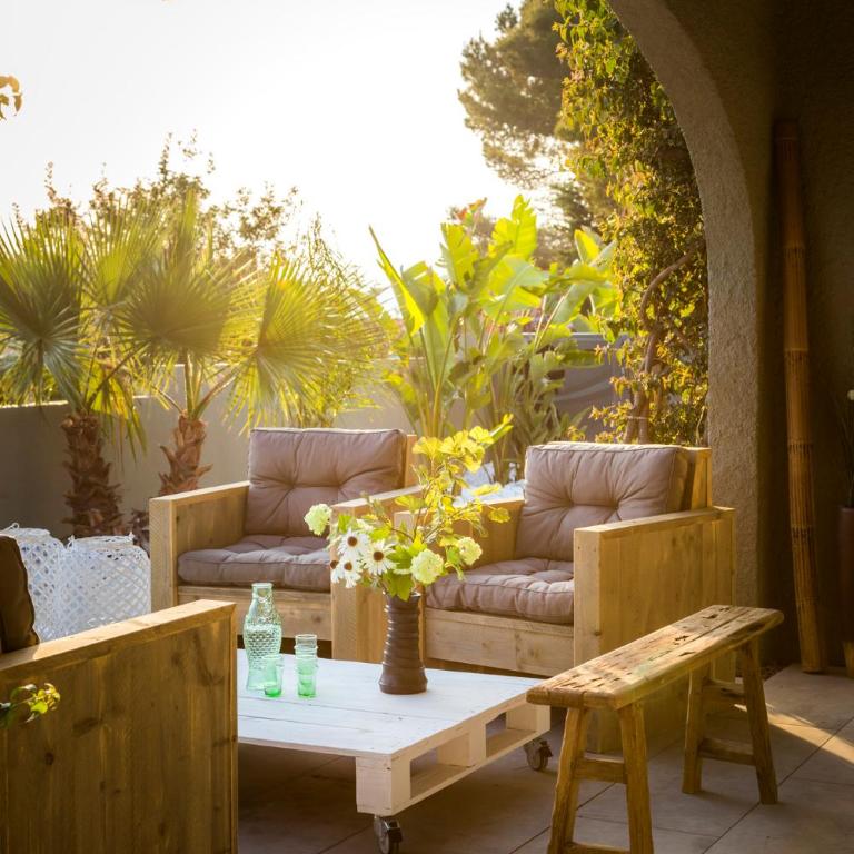 Boutique Villa Moraira, private luxe villa with views all at one level 1000m2, heated pool & jacuzzi WIFI close to center Moraira - Villa with Private Pool - 22