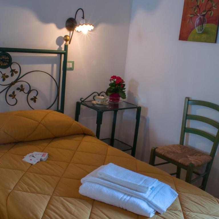 Agriturismo Villa Gaia - Camera Doppia con Letti Singoli con Vista Giardino - 1