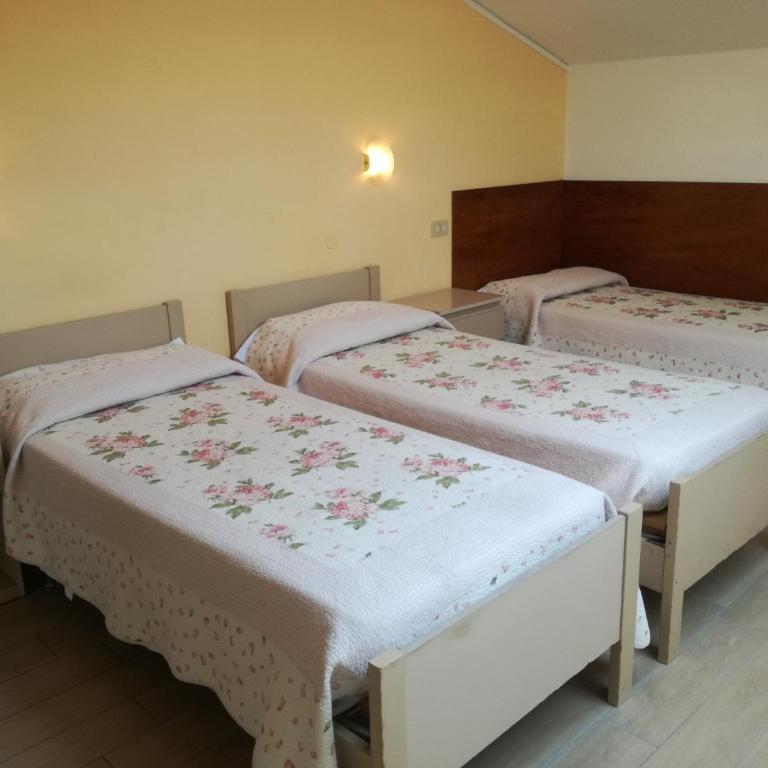 Hotel Prati - Camera Tripla Basic - 1