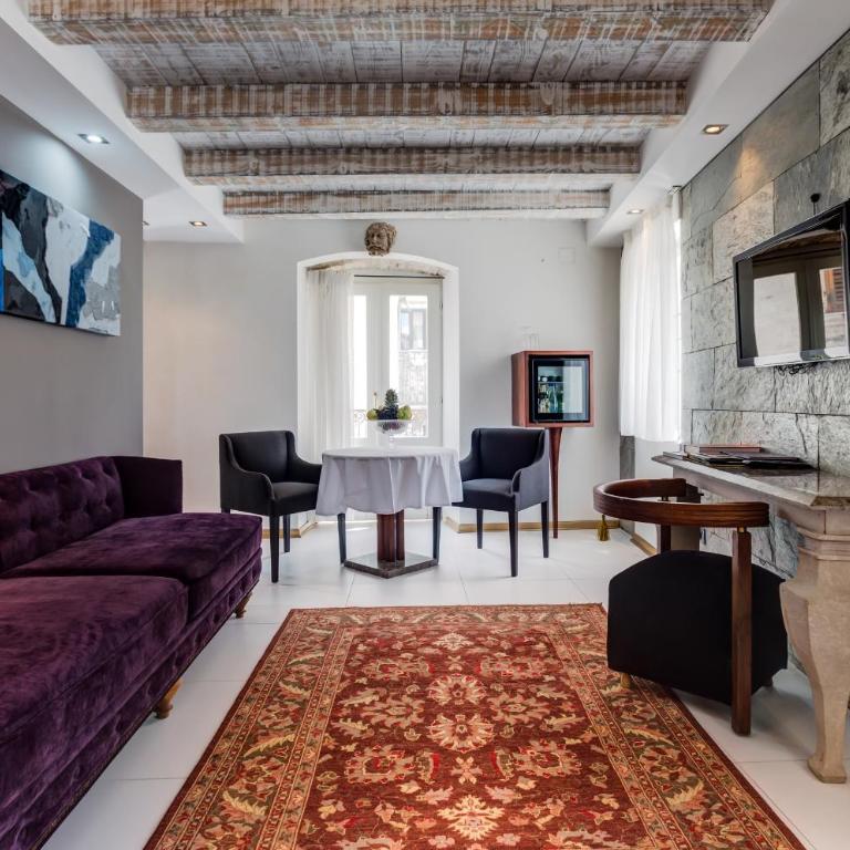 Boutique Hotel Hippocampus - King Suite with Balcony - 2