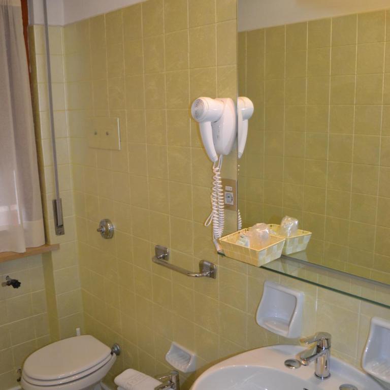 Hotel Smeraldo - Camera Economy Doppia con Letti Singoli - 12