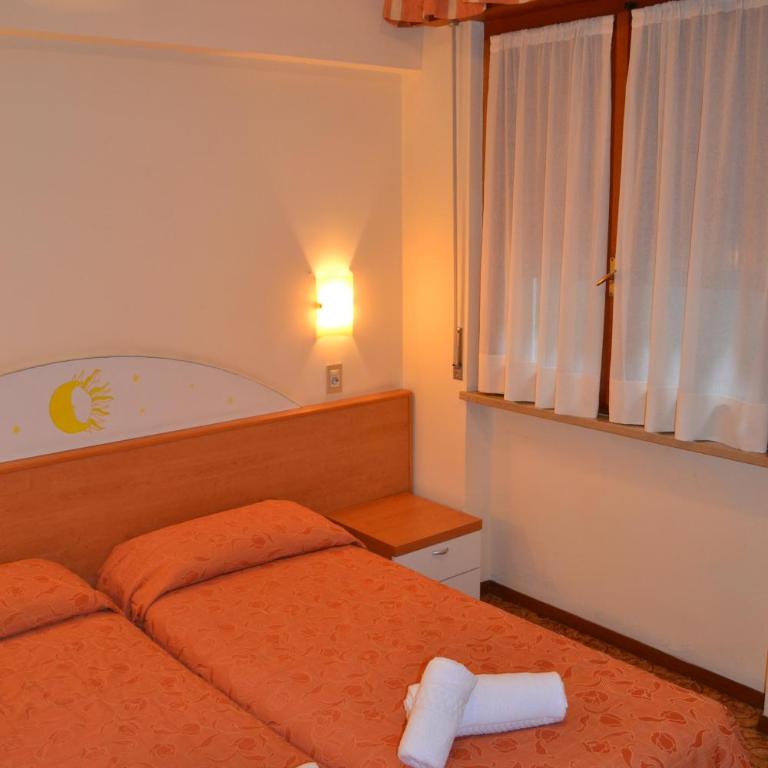 Hotel Smeraldo - Camera Economy Doppia con Letti Singoli - 13