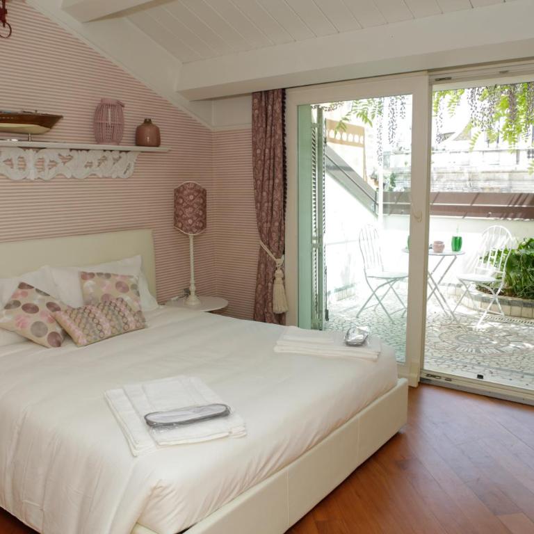 penthouse in the city centre - Appartamento - 52