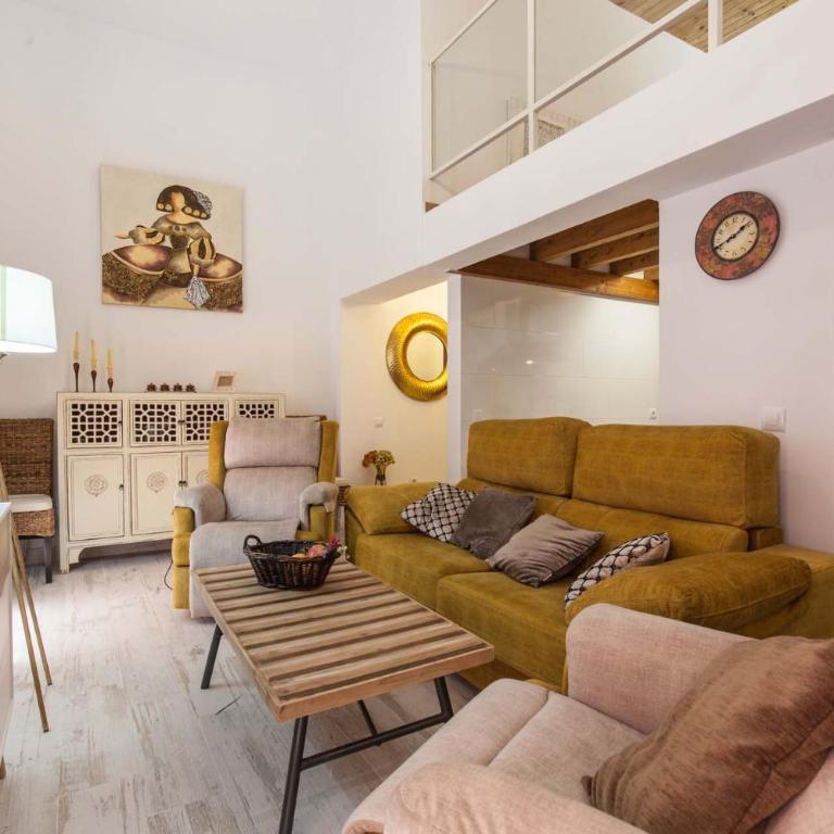 Loft / Duplex with charming historic center. WIFI - Apartment - 12