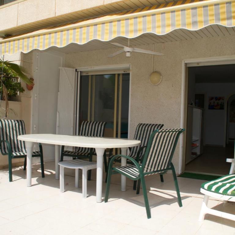Los Flamencos, frontal al mar y playa a 10 metros - Apartment - 16
