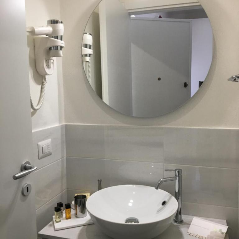 L'Antica Corte Lazzago Rooms - Camera Singola con Bagno Privato - 5