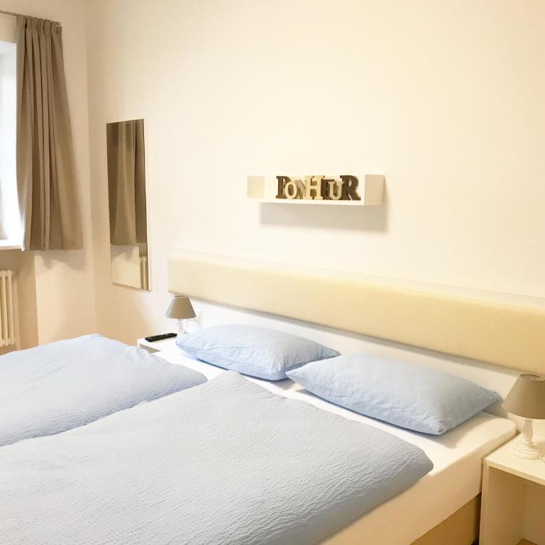 Manzoni Premium - Due Camere Matrimoniali Comunicanti con Bagno Privato - 3