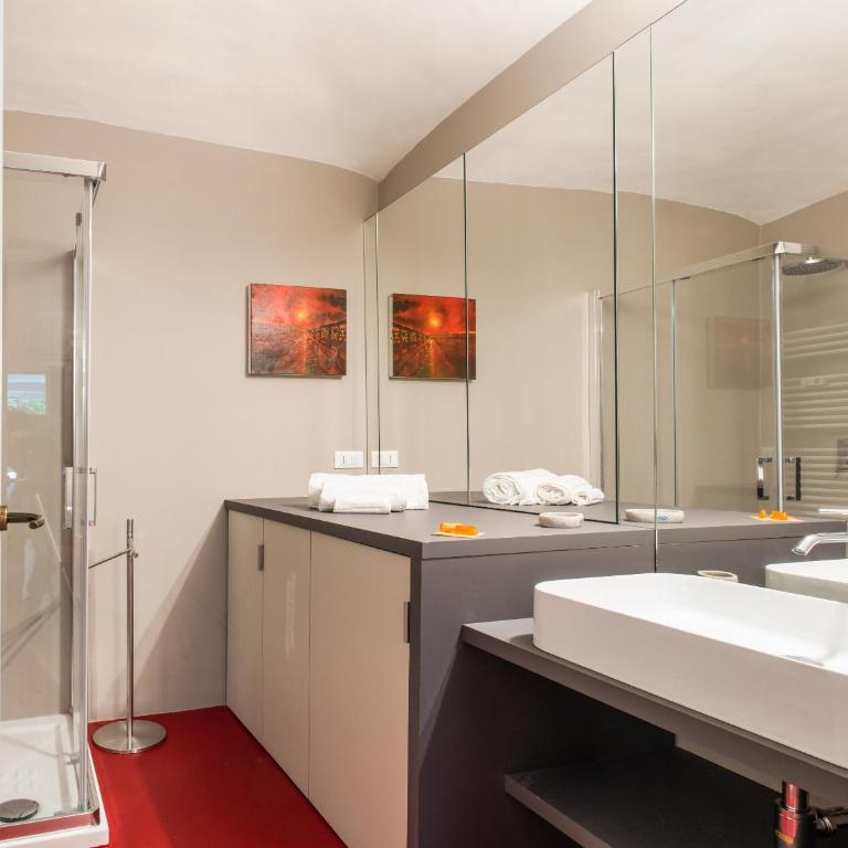 Comfort For Groups & Families in city center - Apartment - 12