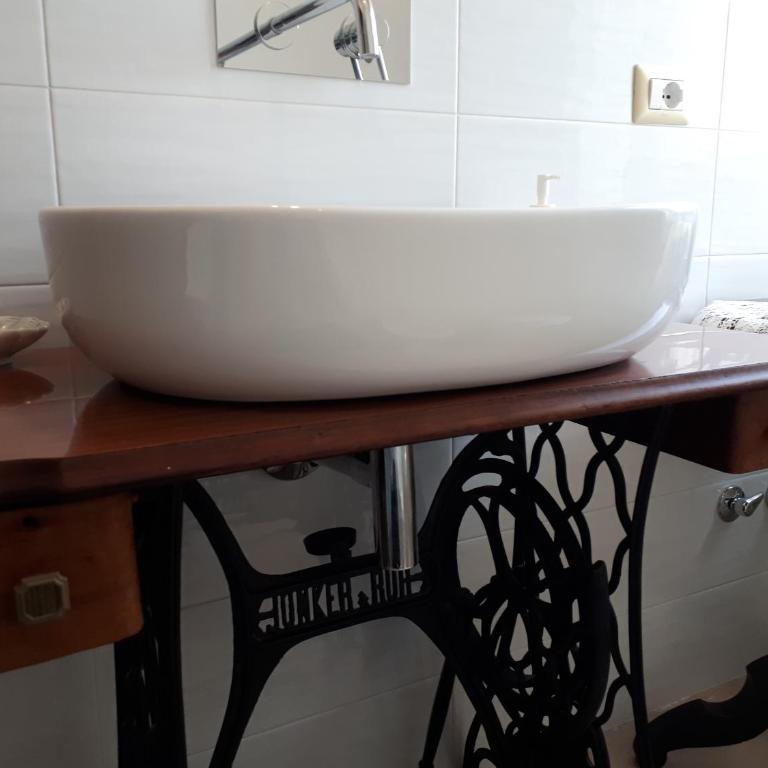 Villa Ada B&B - Camera Matrimoniale con Bagno Privato - 26