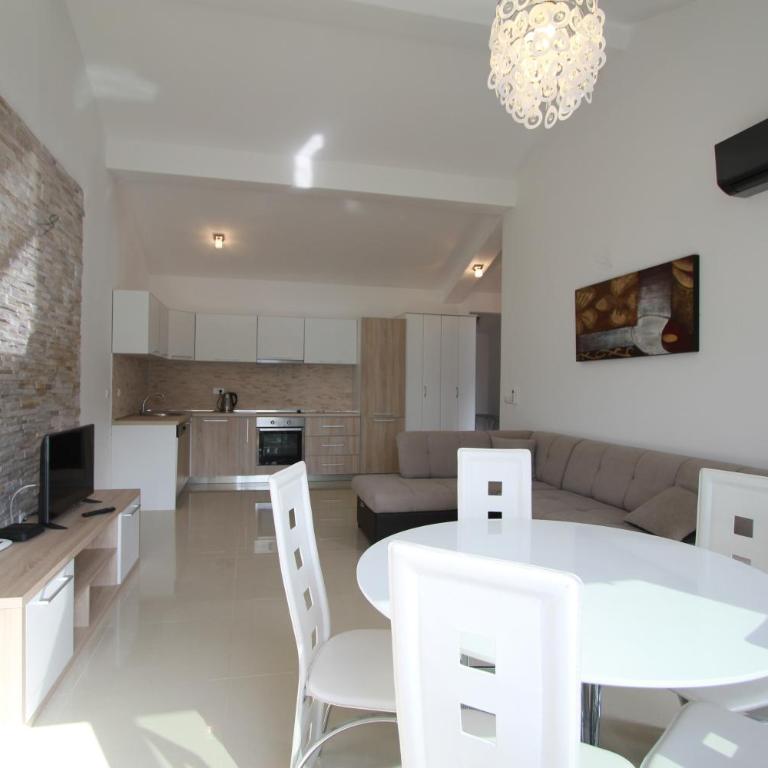 Adriatic Pearl Apartments - Apartment with Sea View - 1
