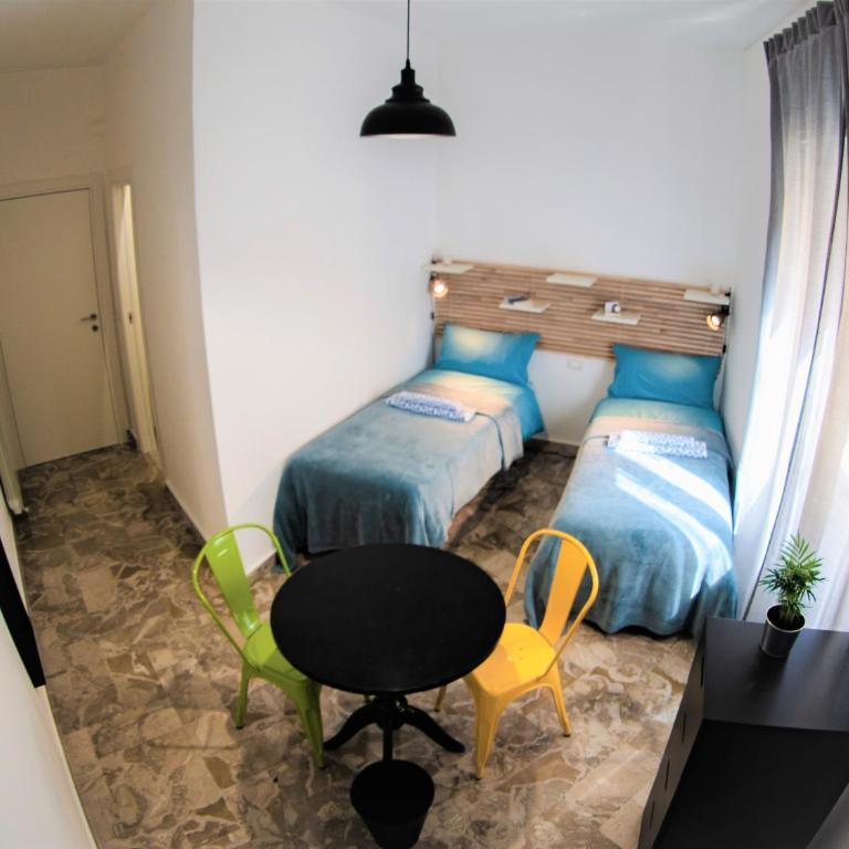 Be Central Rooms - Camera Matrimoniale/Doppia con Letti Singoli con Bagno - 1