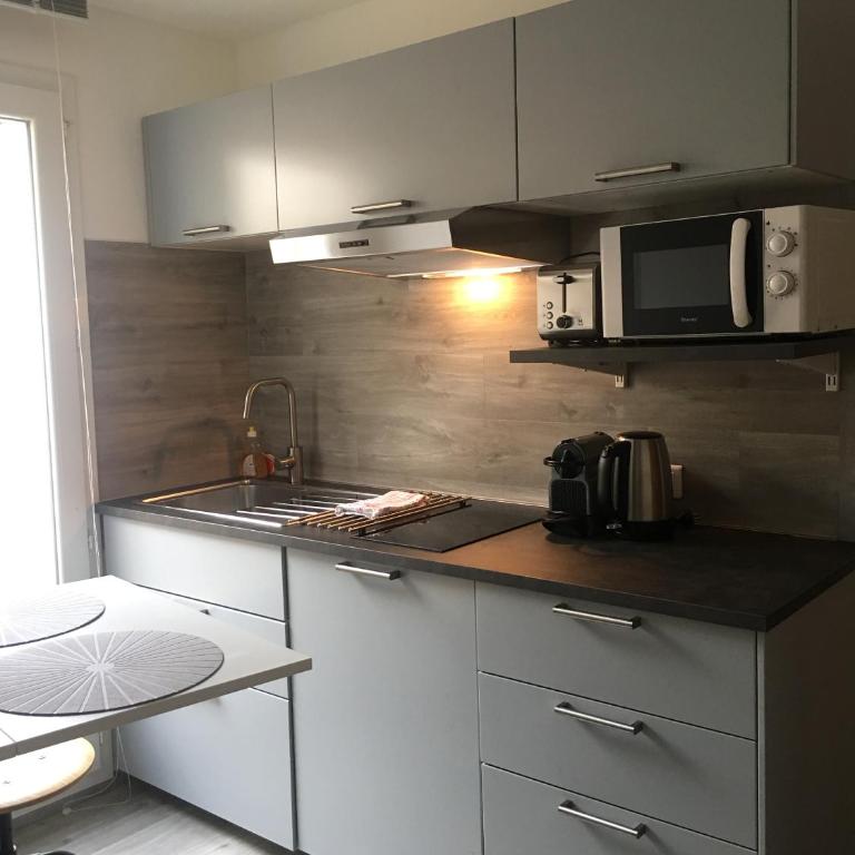 Intérieurs-Cour - Appartement avec Terrasse - 8