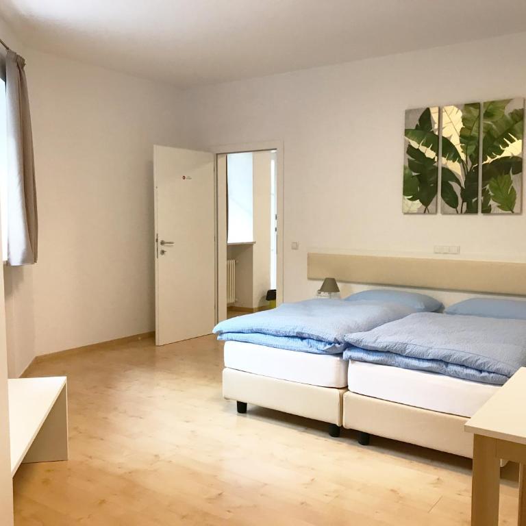 Manzoni Premium - Due Camere Matrimoniali Comunicanti con Bagno Privato - 4