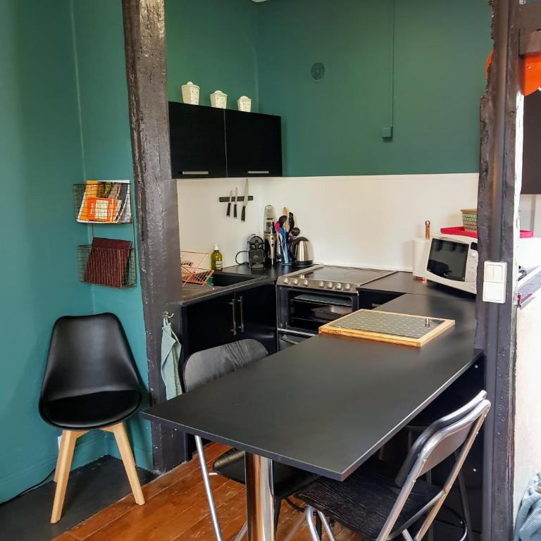Appartement typique Rouen centre avec parking gratuit - Appartement - 6