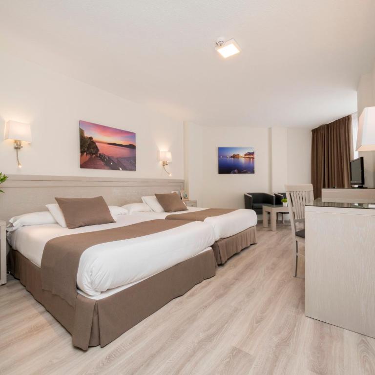 Hotel Helios Costa Tropical - Habitación Triple - 2