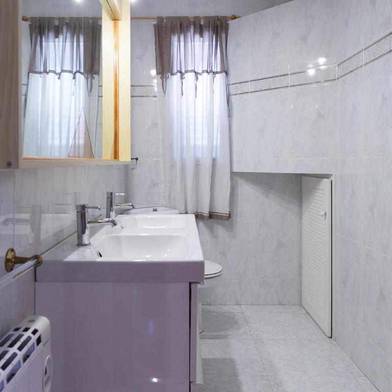 UHC Scala Mar Apartments AACC - Apartamento de 3 dormitorios - 9