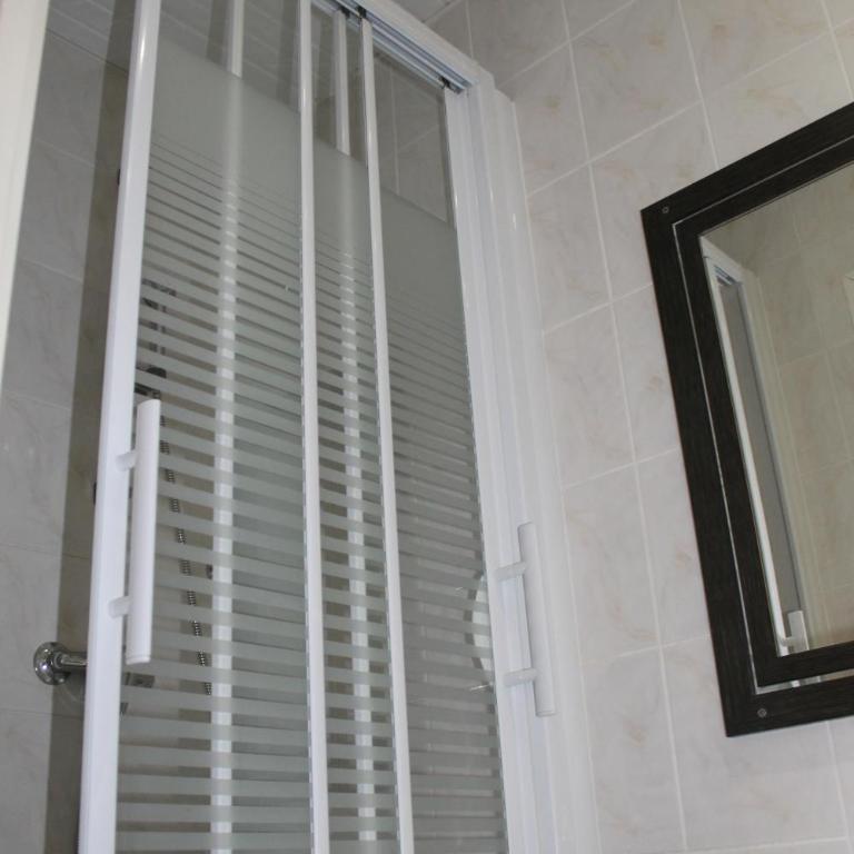 Hotel The Originals du Grand Monarque Nantes Gare - Chambre Simple Confort - 1