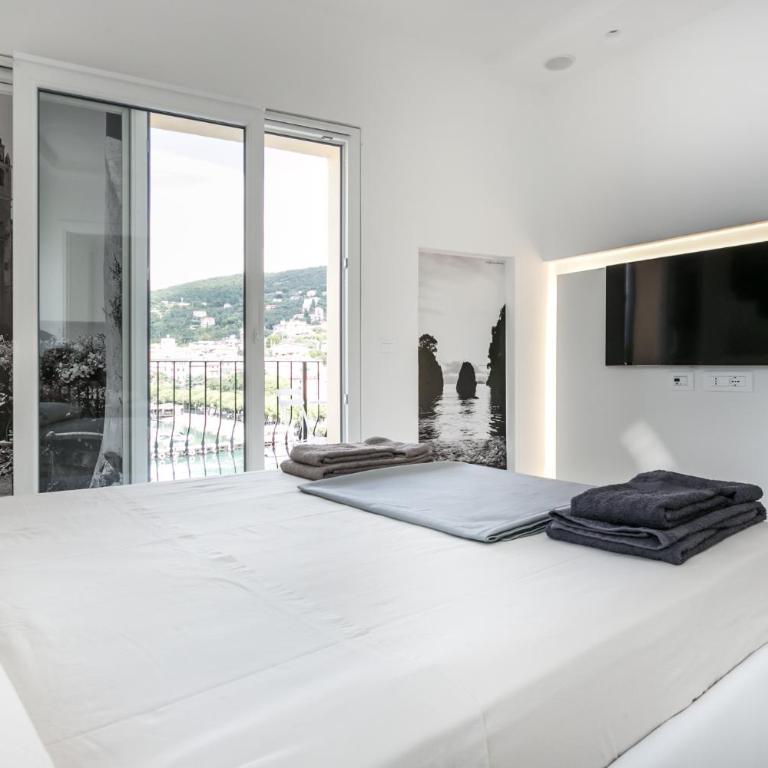 Al Molo Sea View Rooms - Camera Matrimoniale Deluxe con Balcone e Vista Mare - 3