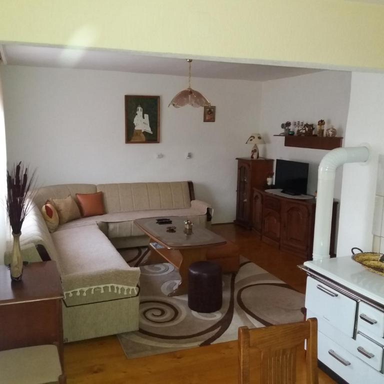 Rent a house - "Laki" - Villa - 26
