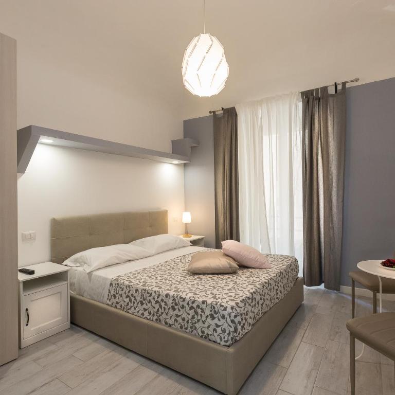 San Peter Angels - Double Room with Private Bathroom - 1