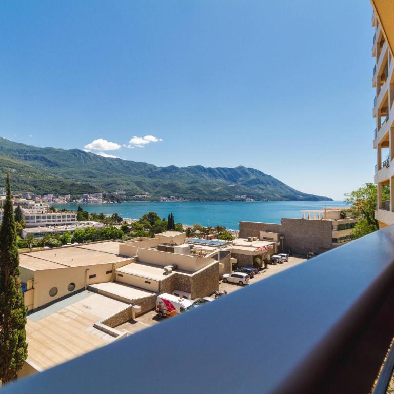 Lux Apartments Harmonia - Apartment with Sea View - 43