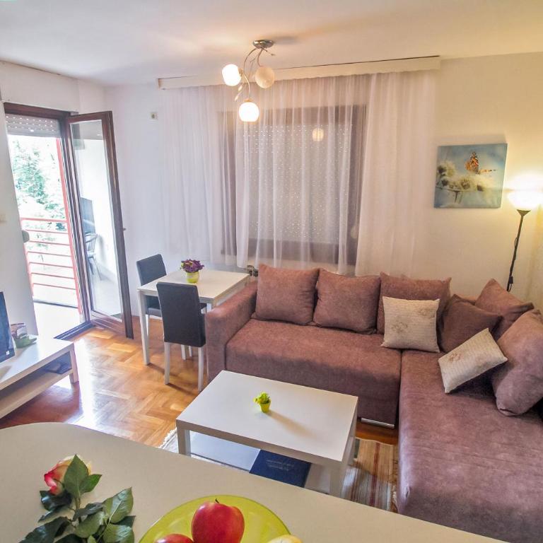 Stan na Dan Banja Luka - Apartman sa Terasom - 2
