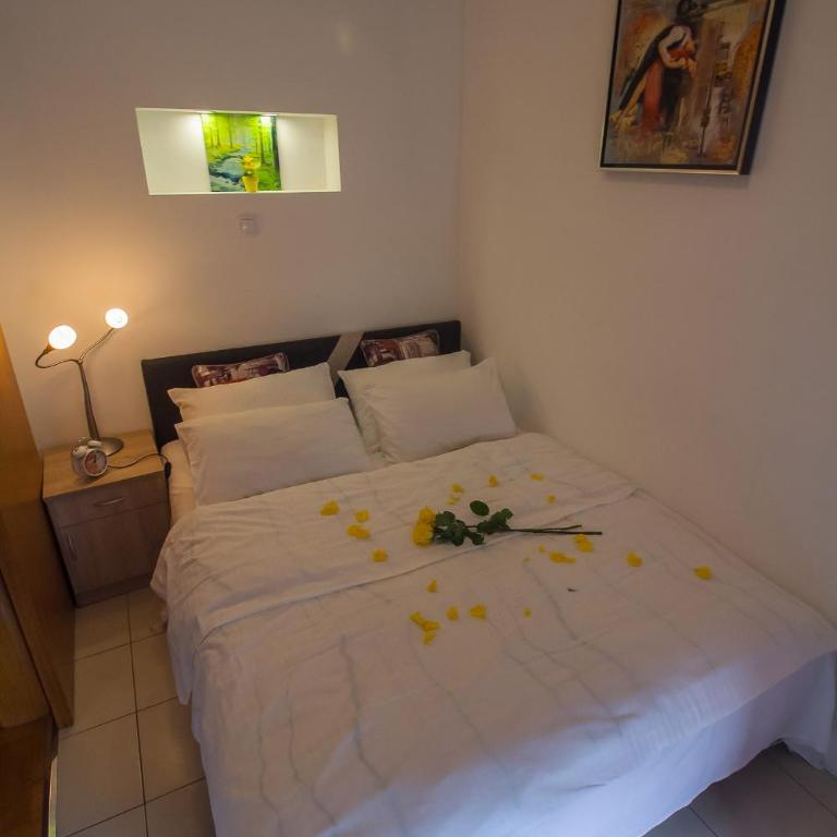 Stan na Dan Banja Luka - Apartman sa Terasom - 16