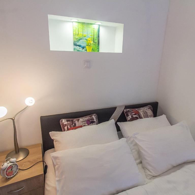Stan na Dan Banja Luka - Apartman sa Terasom - 19