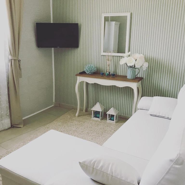 Blue Sea Apartment - Apartment - 2
