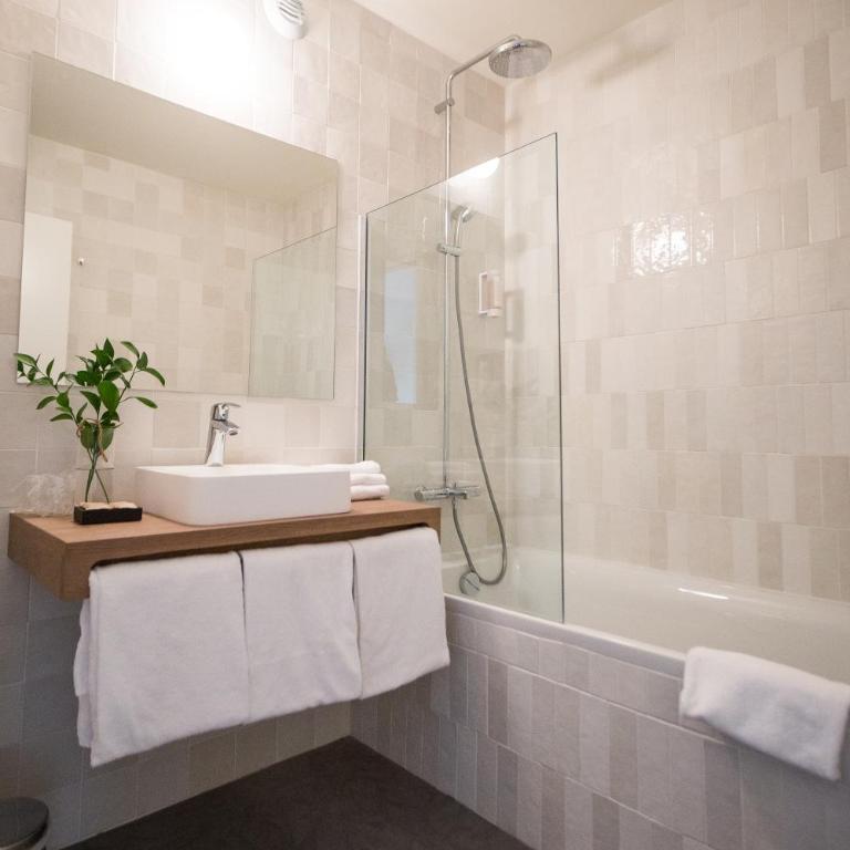 Best Western Le Bois de la Marche - Chambre Familiale - 4