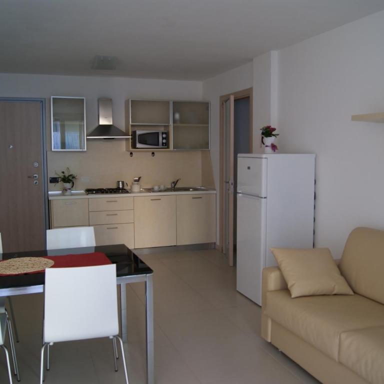 Residence Aprilia - Appartamento con 1 Camera da Letto (4 Adulti) - 19